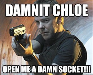 Chloe Open a Socket