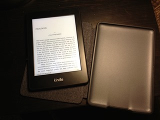 Kindle Paperwhite Magnetic Cover not assembled